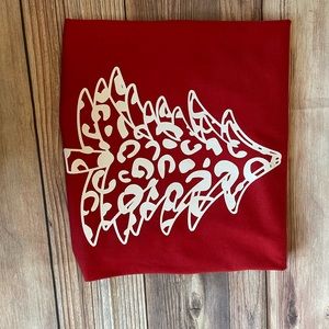 Medium Christmas Tree Tshirt